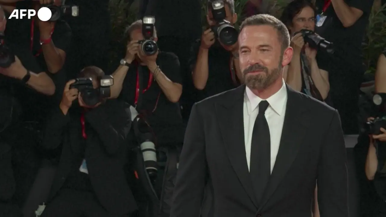Ben Affleck a Venezia sul red carpet di 'Company', del fratello Casey