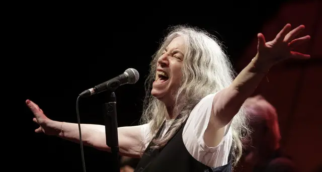 Patti Smith torna nelle Marche, concerto sulle tracce di San Francesc