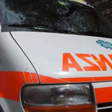 Diciottenne investita da un'auto a Trento Nord: portata in ospedale