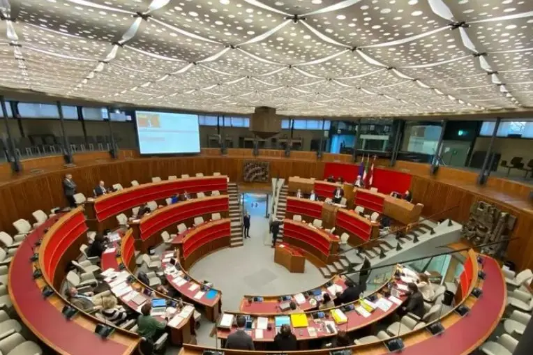 Zanella contro la Lega: «Basta strumentalizzazioni, il Pd difende chi lavora»