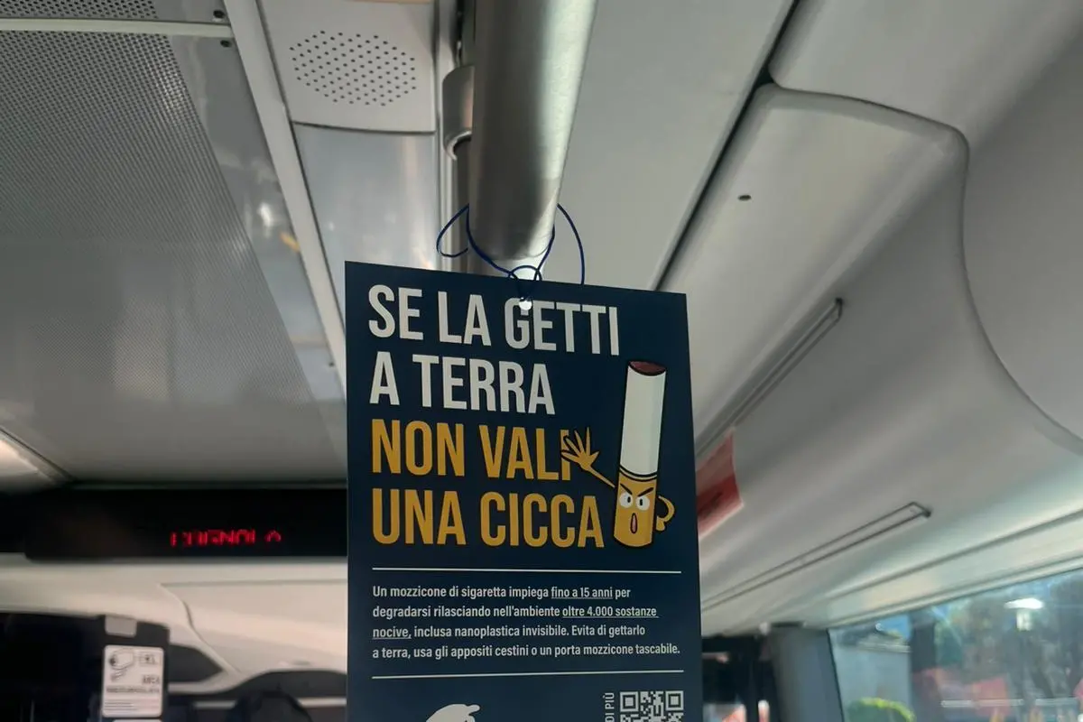 Mozziconi a terra, il Trentino rilancia la sfida: dal 15 settembre la campagna sui bus