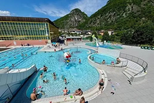 Gardolo, telecamere negli spogliatoi della piscina: il Garante multa Asis