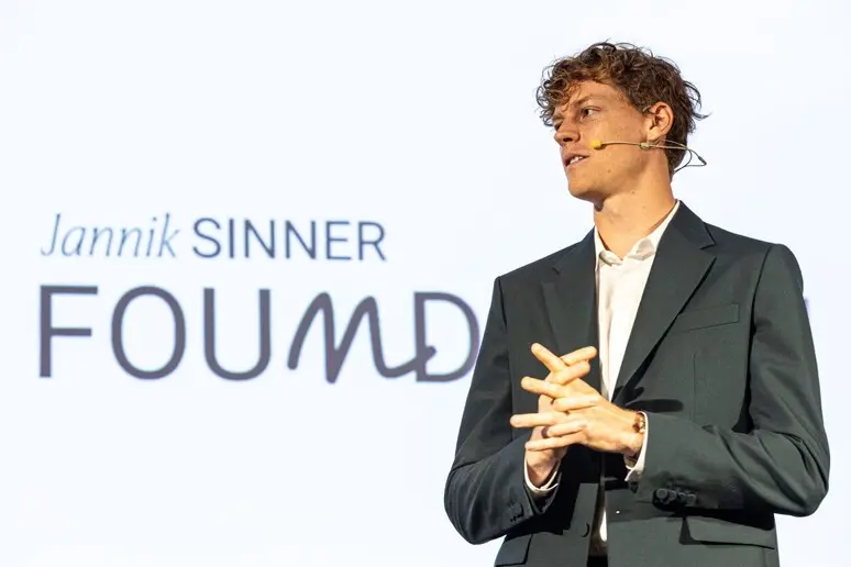 Jannik Sinner e Unicef: un progetto per l'istruzione di 100 mila bambini nelle zone di crisi