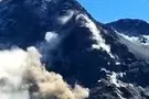 Frana a Punta Beltovo sopra Solda: il crollo ripreso in diretta nel video di Markus Reinstadler.