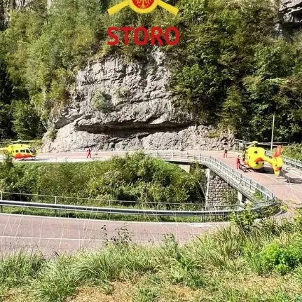 Moto contro auto a Storo: due elicotteri per soccorrere una coppia di centauri