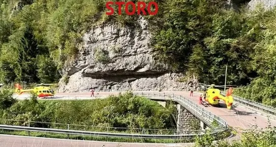 Moto contro auto a Storo: due elicotteri per soccorrere una coppia di centauri