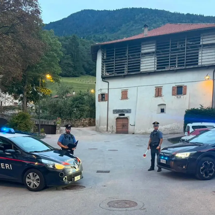 Rave party a Comano Terme, 265 persone identificate: un arresto e sette segnalazioni