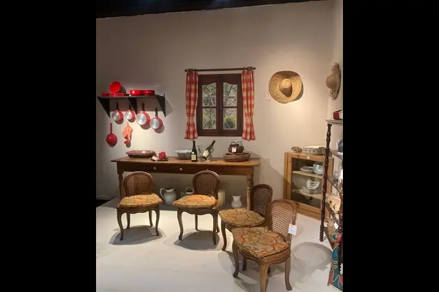 In mostra prima dell'asta a Parigi gli oggetti personali di Brigitte Bardot