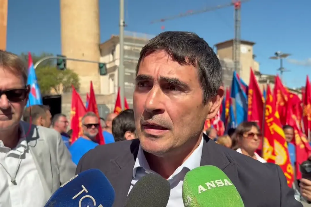 Electrolux, Fratoianni: “Rischio desertificazione industriale”
