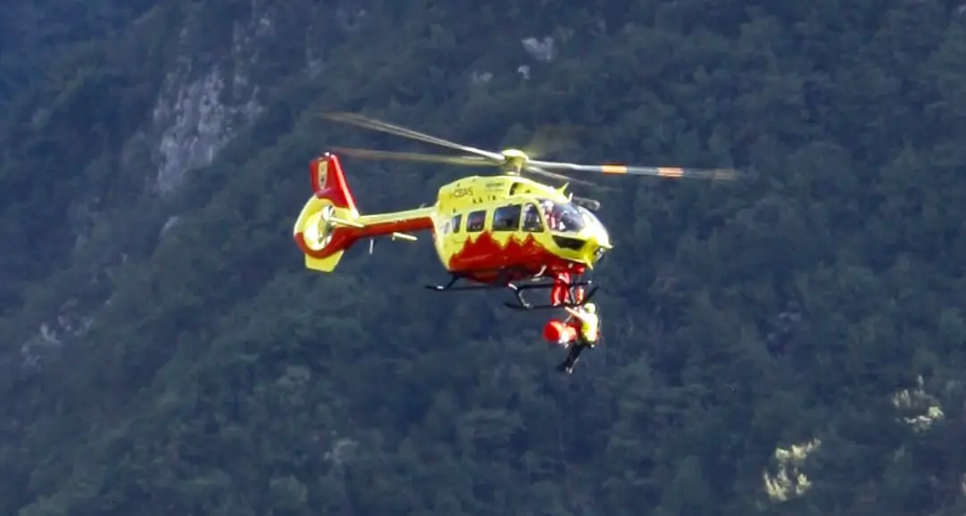 Ledro, infortunio sulla ciclabile: 53enne recuperato con il verricello