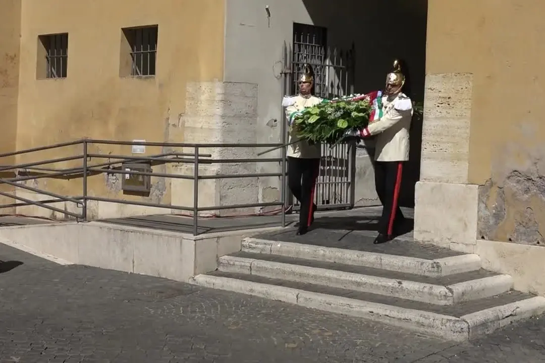 Roma, Mattarella e Meloni 'accompagnano' il feretro di Emma Bonino