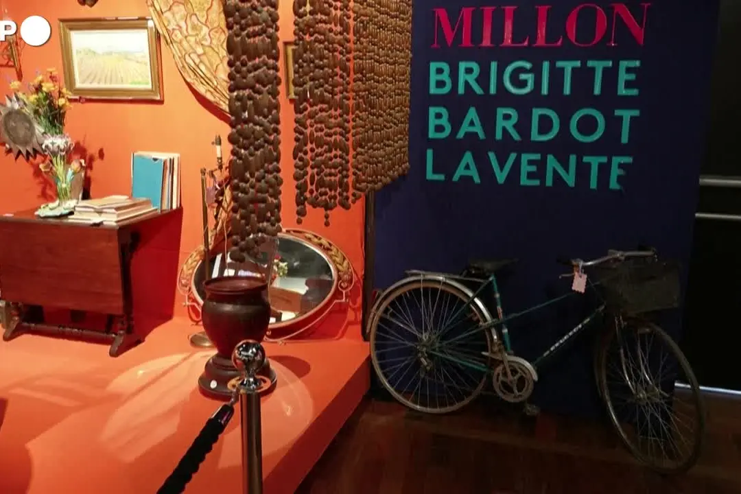In mostra prima dell'asta a Parigi gli oggetti personali di Brigitte Bardot