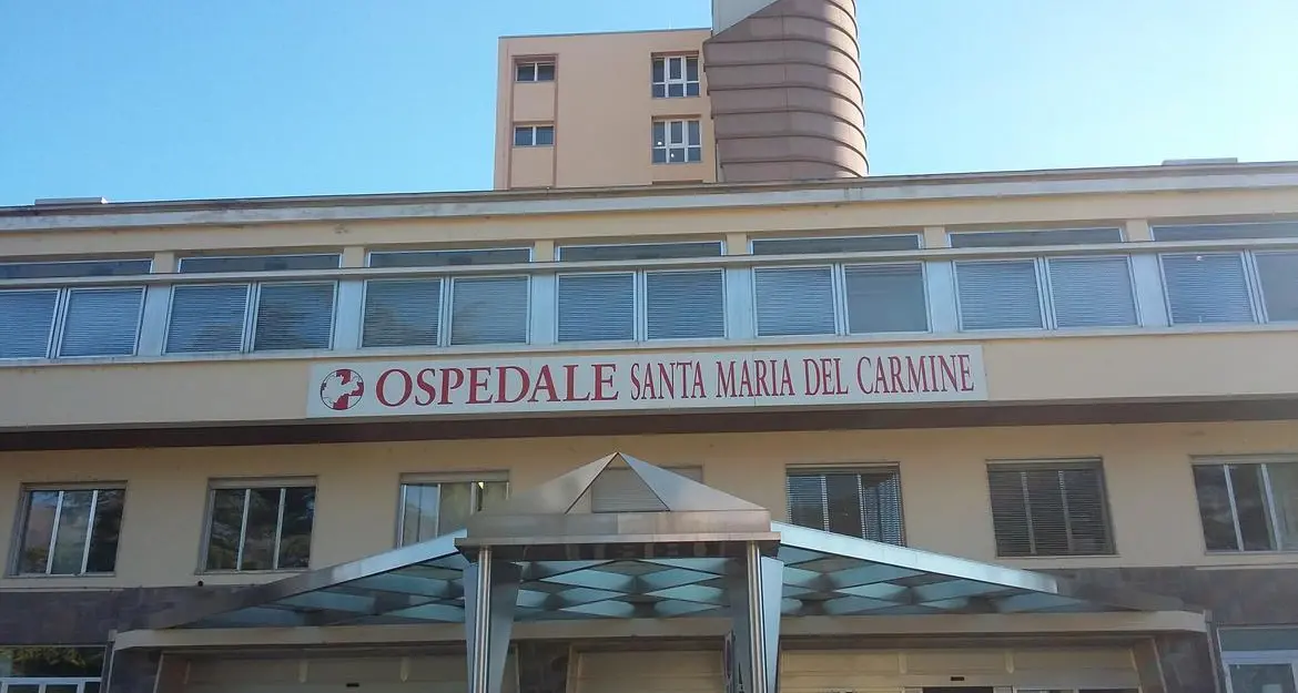 Aveva minacciato medici e infermieri all'ospedale di Rovereto, arrestato
