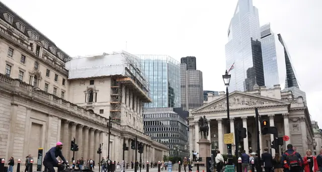 La Bank of England lascia i tassi invariati al 3,75%