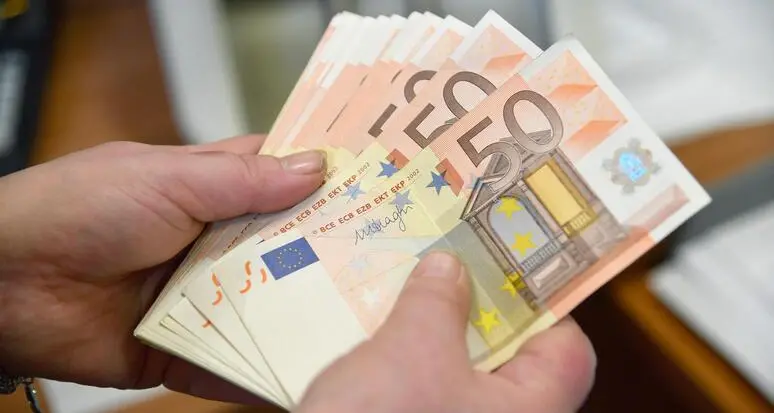 Sempre più reclami contro banche e finanziarie, prestiti in crescita