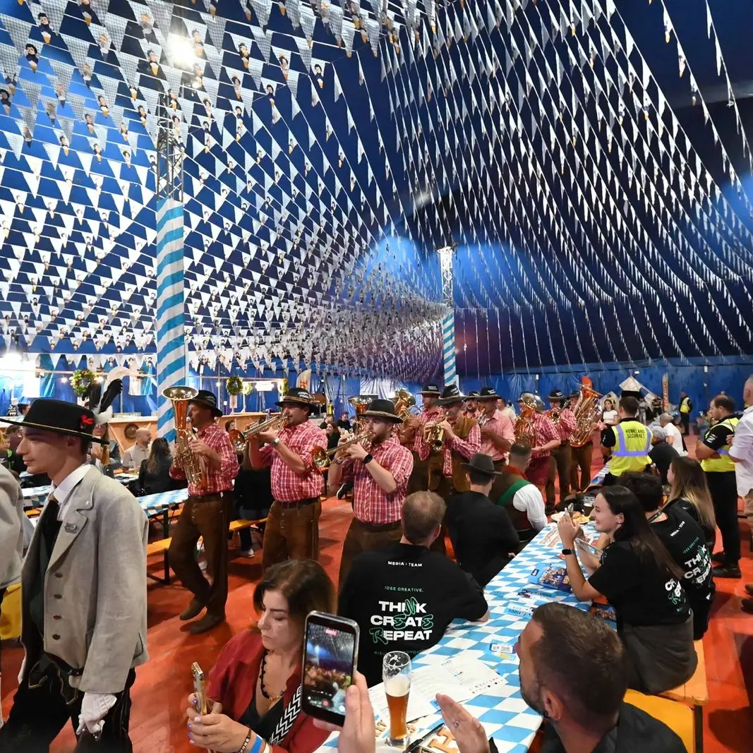 Oktoberfest Trento al via: festa, musica e tradizione bavarese (Foto Panato)