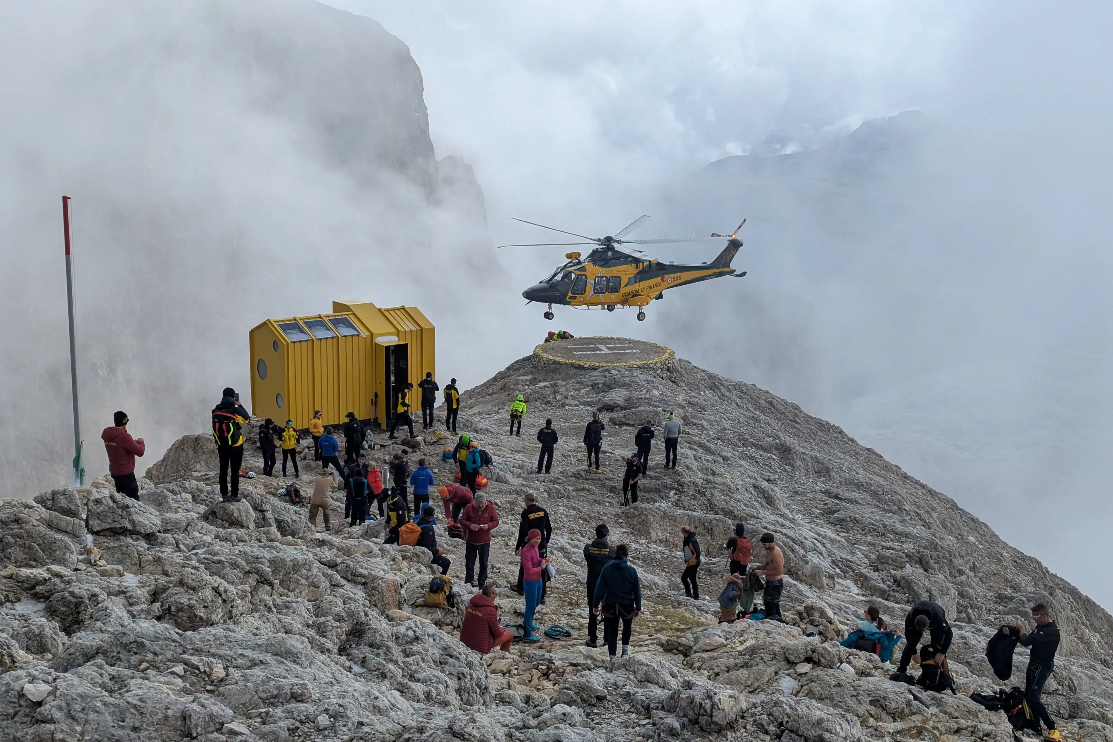 Un nuovo rifugio a 3mila metri: le Fiamme Gialle rinnovano lo storico bivacco