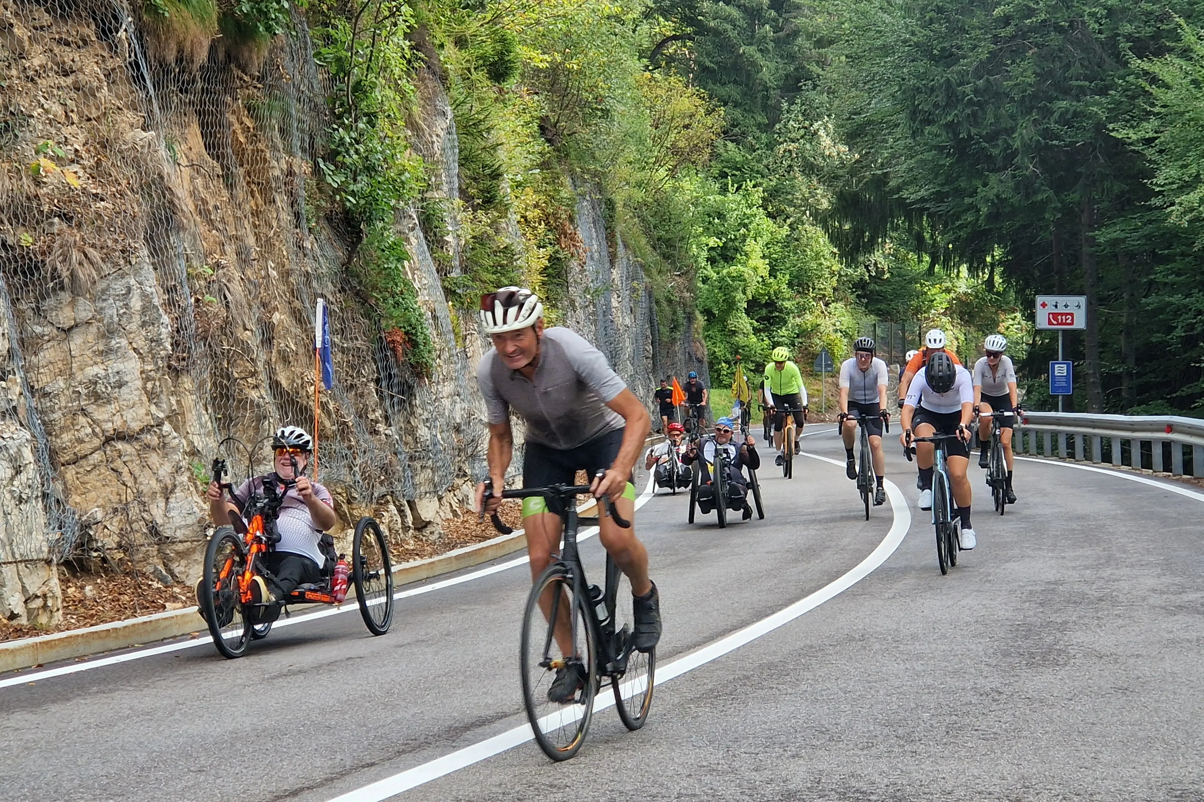 La Mendola invasa dalle biciclette: in 4.429 per la giornata senz’auto