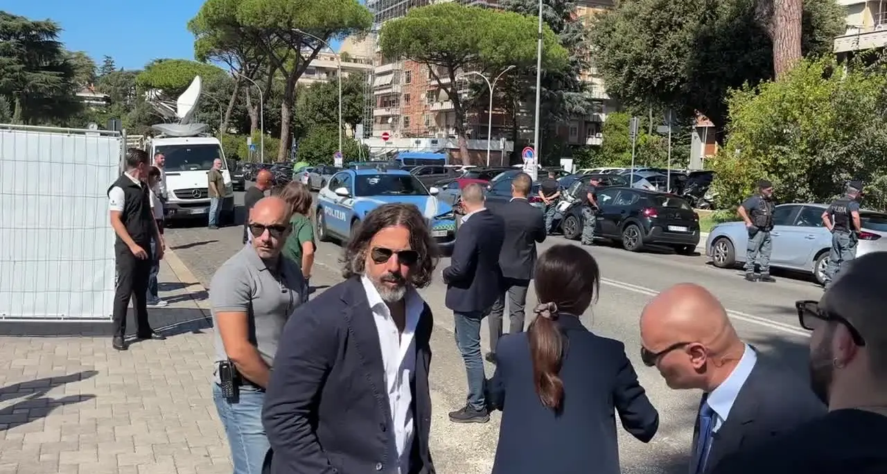 Giorgia Meloni arrivata alla festa di Fenix dei giovani di Fdi
