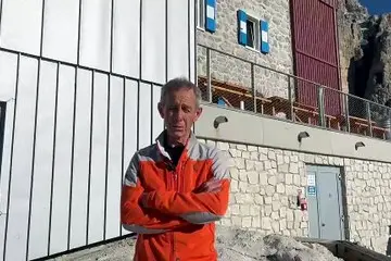 In quota per conoscere il Rifugio SAT Tosa Pedrotti: il gestore
