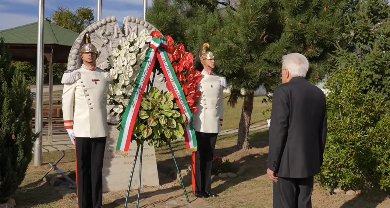 Mattarella ad Amatrice per l'inaugurazione dell'anno scolastico