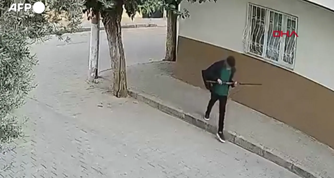 Sparatoria vicino a una scuola in Turchia, arrestato il presunto autore