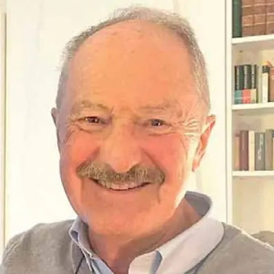 Addio a Marco de Battaglia: fu tra i padri di E-Pharma