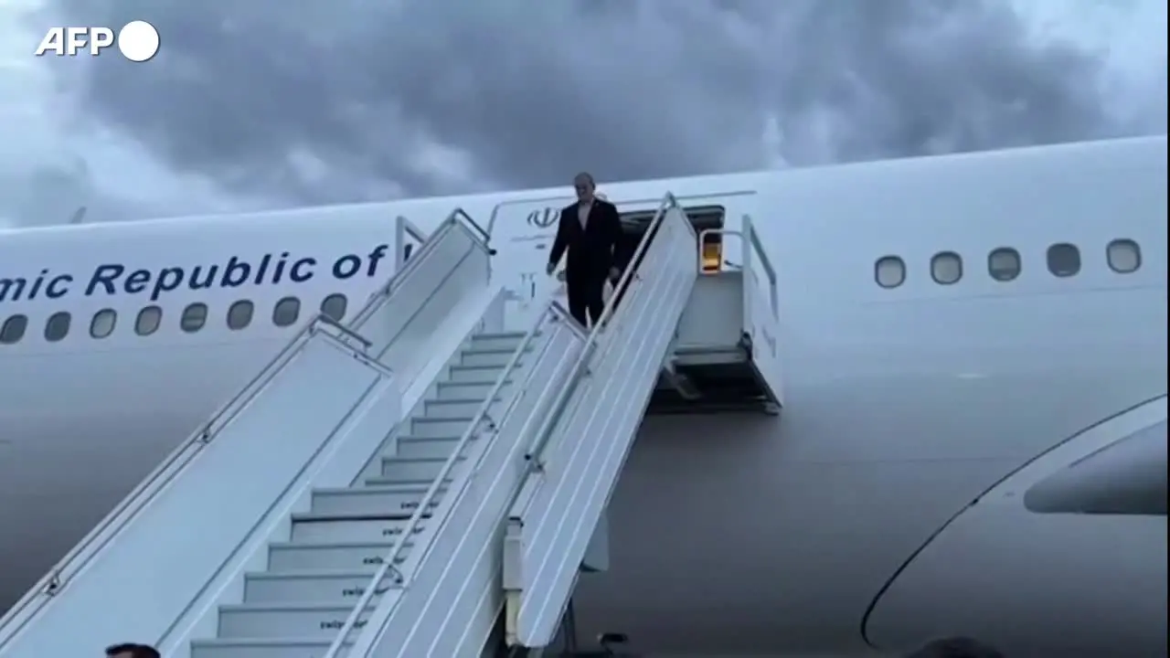 New York, l’arrivo del presidente iraniano Pezeshkian