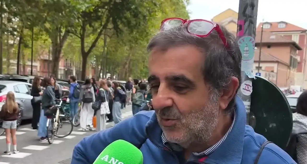 Torino, bimbo morto investito mentre era in bici: \"Non deve mai più capitare\"
