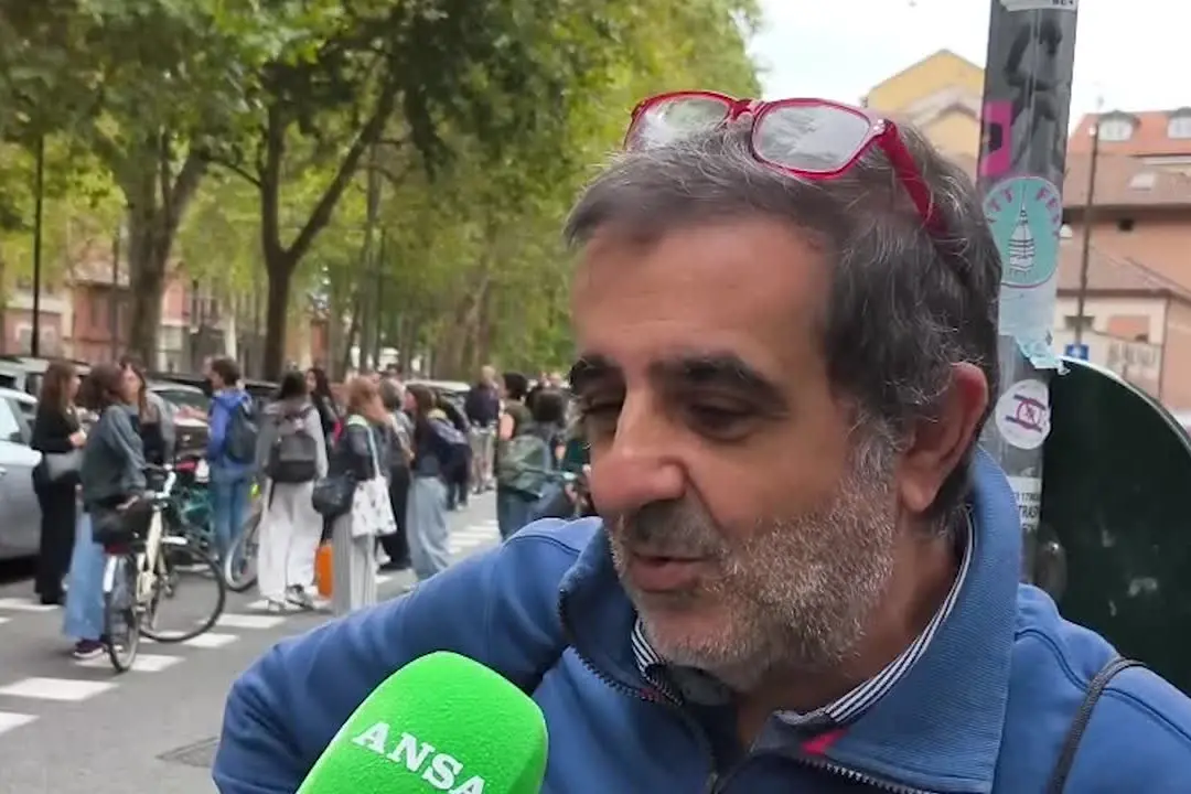 Torino, bimbo morto investito mentre era in bici: \"Non deve mai più capitare\"