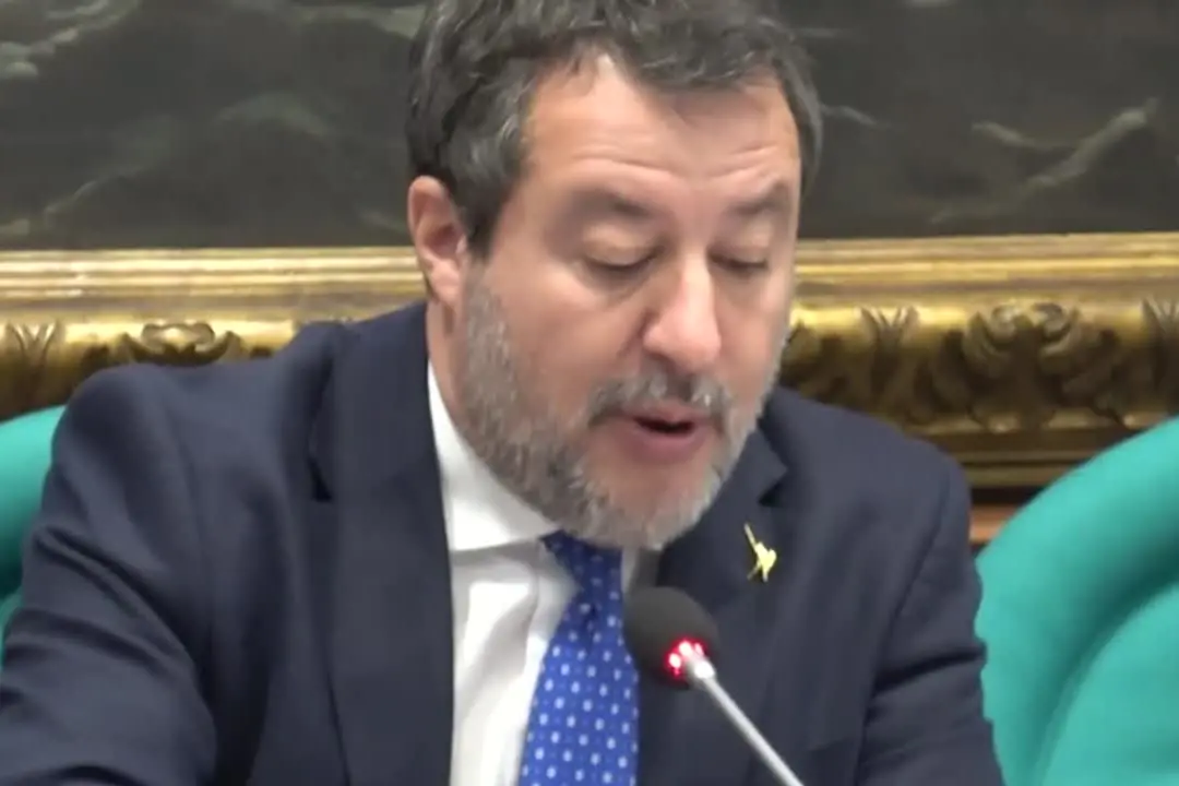 Manovra, Salvini: \"Lo 0,1 non fa lavorare bene, le banche contribuiranno\"