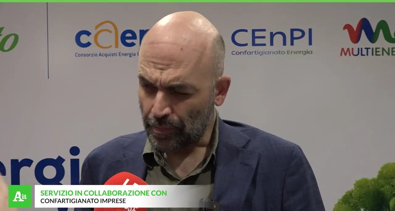 Saviano: \"Gli imprenditori sani sono le prime vittime dell'impresa mafiosa\"