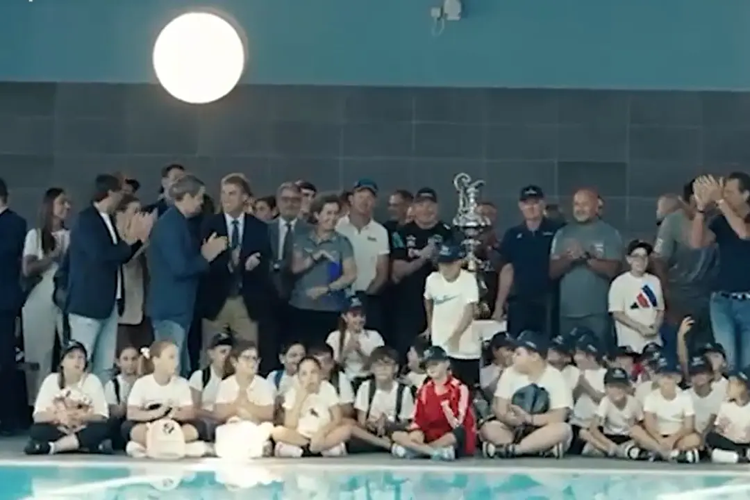 America's Cup, Caivano: festa con stelle e trofeo per 350 bambini al \"Pino Daniele\"
