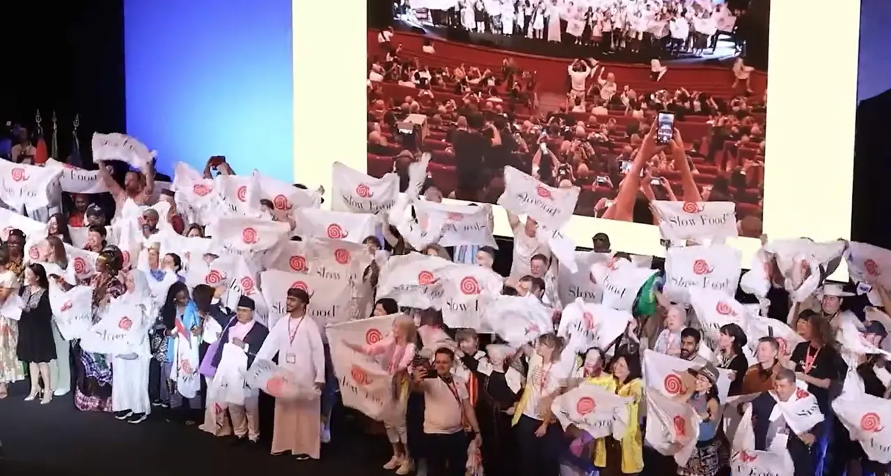 Torino, al Teatro Regio l'inaugurazione di Terra Madre-Salone del gusto
