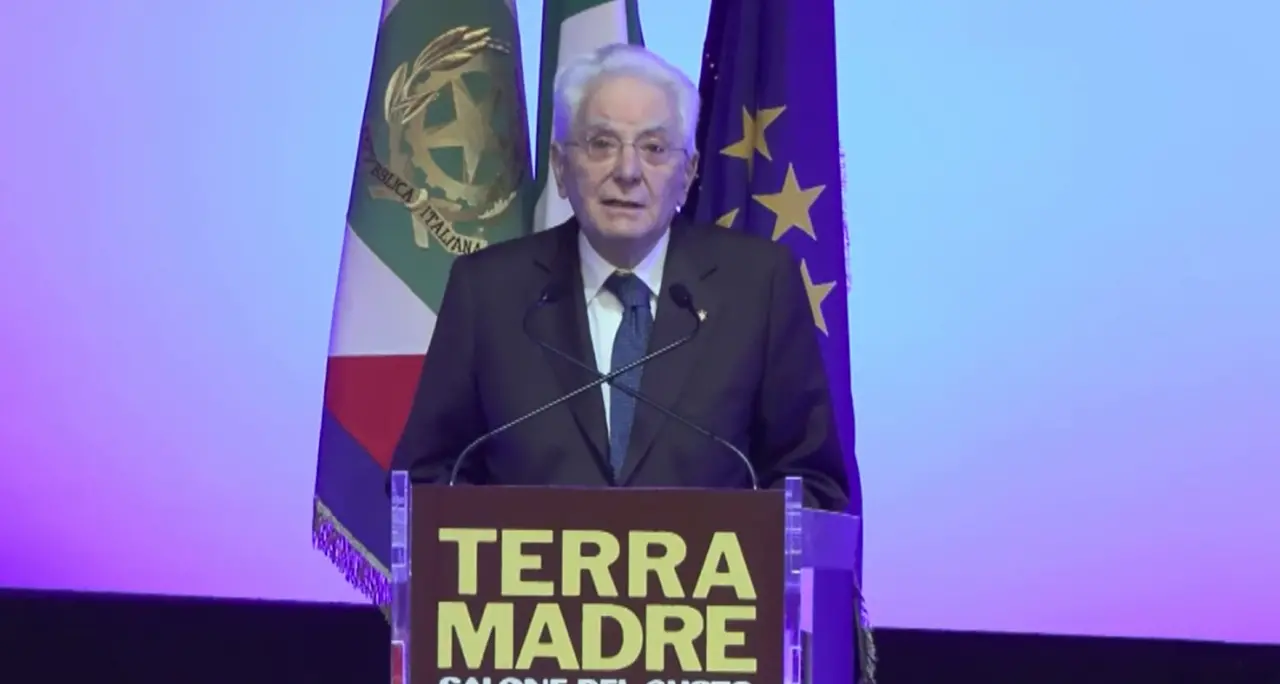 Mattarella: \"Senza cura della biodiversità, l'uomo può distruggersi\"