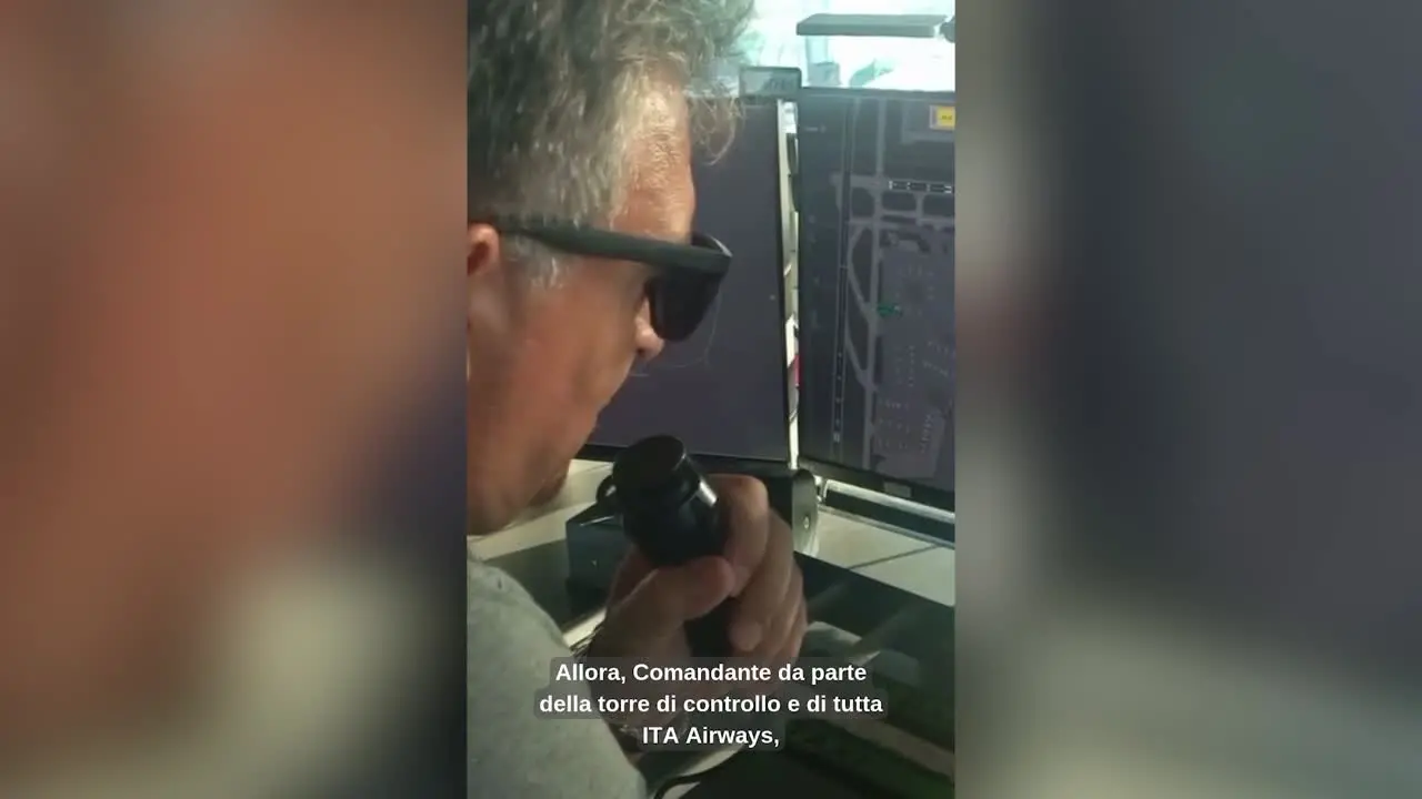 Gli auguri della torre di controllo al pilota in pensione dopo 20mila ore di volo