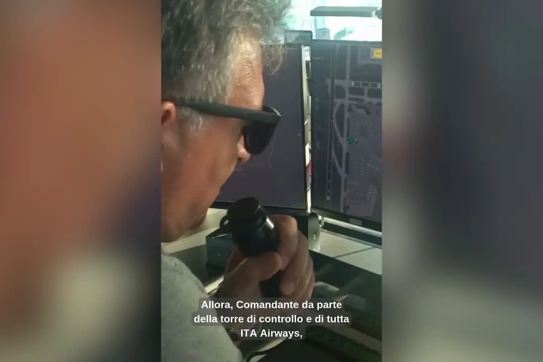 Gli auguri della torre di controllo al pilota in pensione dopo 20mila ore di volo