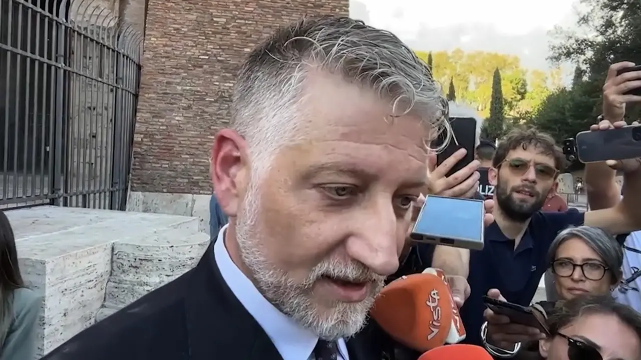 Giuli: \"Il Colosseo domani riaprirà, coesi per sicurezza e giustizia\"