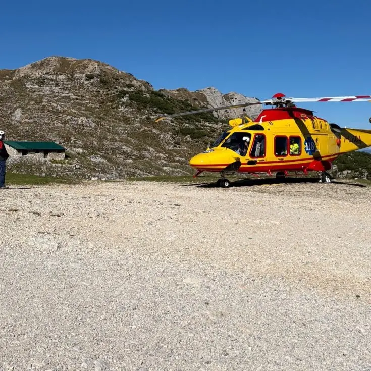 Pasubio, malore durante la salita: giovane escursionista soccorso al Rifugio Papa