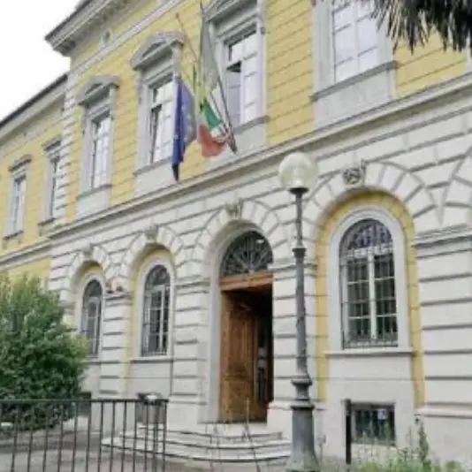 Tumore ai polmoni dopo anni da saldatore: Inail dovrà pagare moglie e figlie
