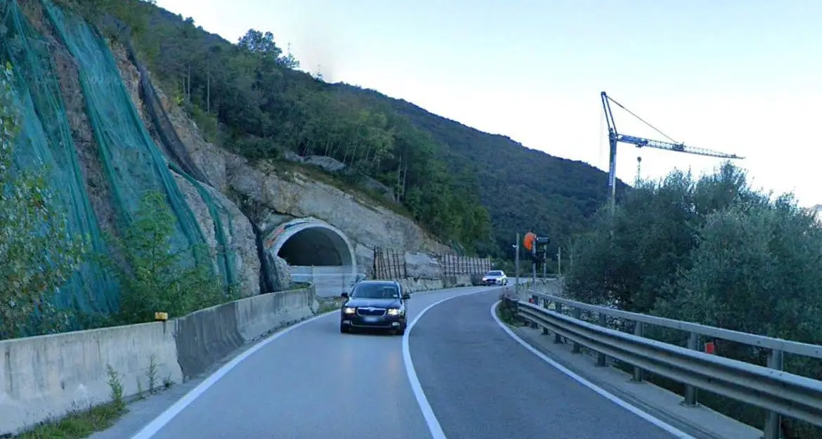 Strada della Maza, chiusura notturna per sei giorni: lavori alla nuova rotatoria