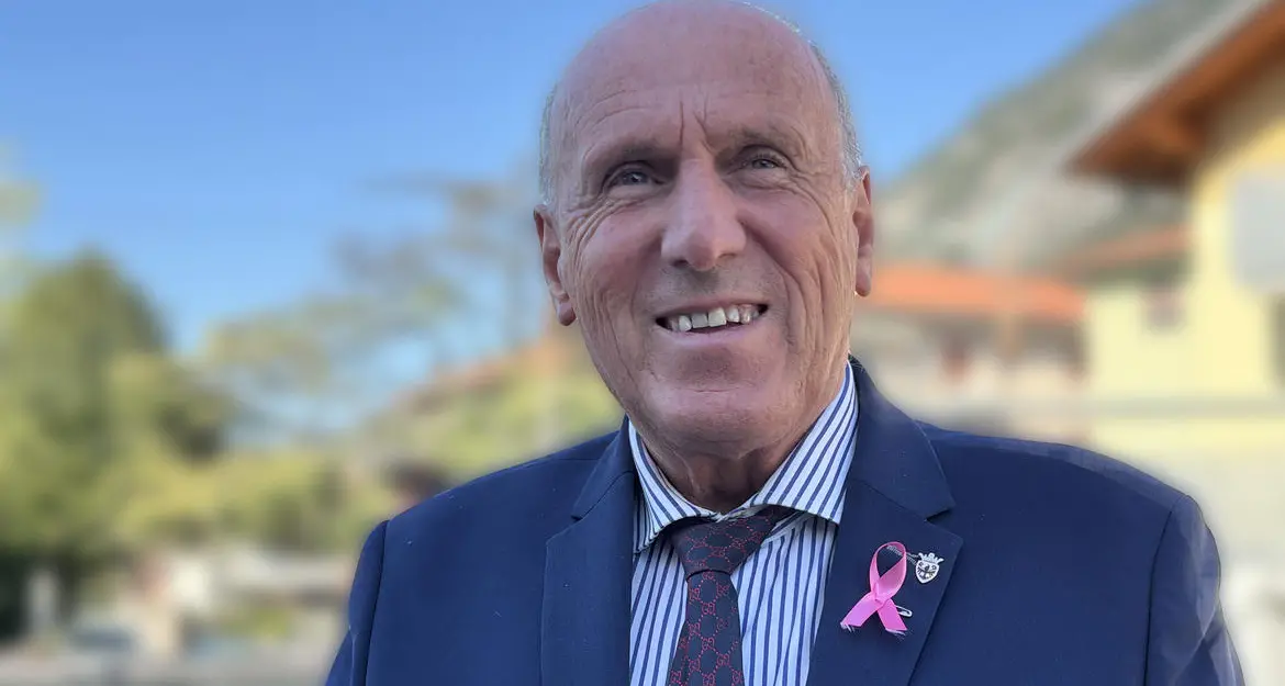 Tumore al seno, torna il Nastro Rosa: in Trentino visite gratuite e iniziative per la prevenzione