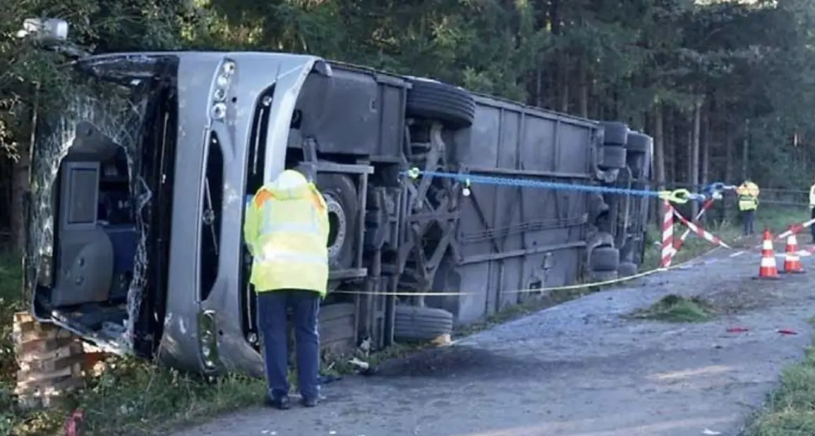 Pullman trentino esce di strada: due morti. Aperta un’indagine