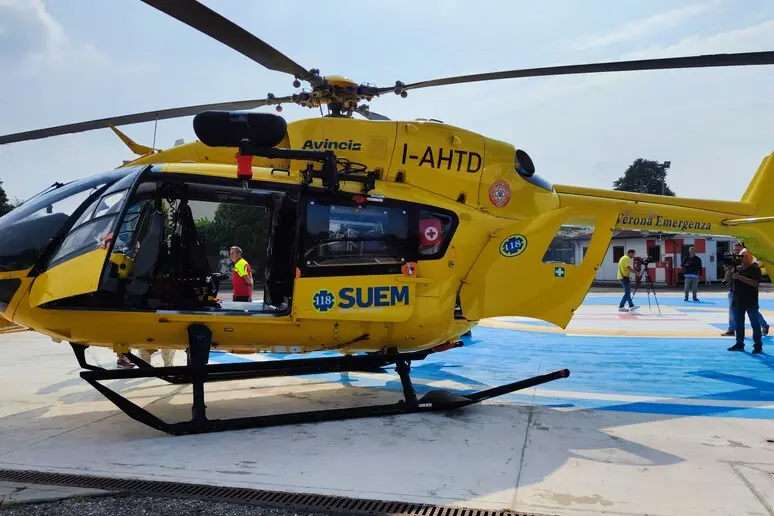 Tre interventi in montagna: escursionista precipita in un canale, due donne soccorse con il verricello