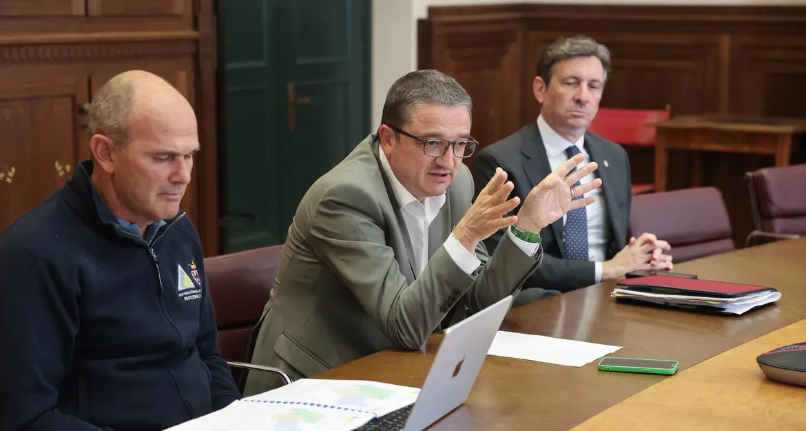 Elisoccorso, il Trentino punta su quattro elicotteri e due nuove basi: «Interventi entro 10 minuti»