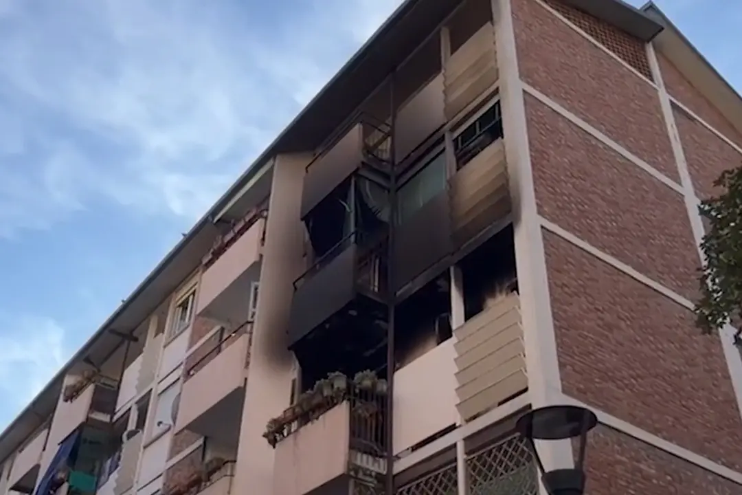 Milano, incendio in appartamento: morta una donna di 75 anni