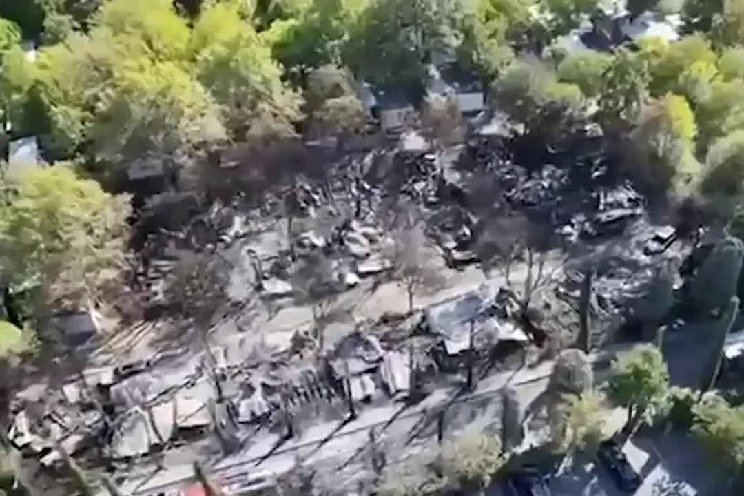 Peschiera del Garda, le immagini aeree del camping devastato da un incendio