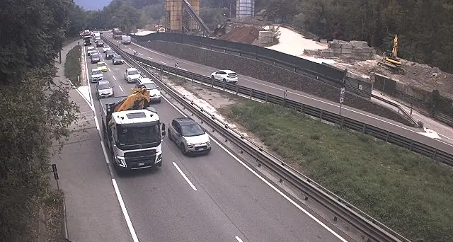 Incidente sulla Valsugana, mattinata di passione: code ai Crozi
