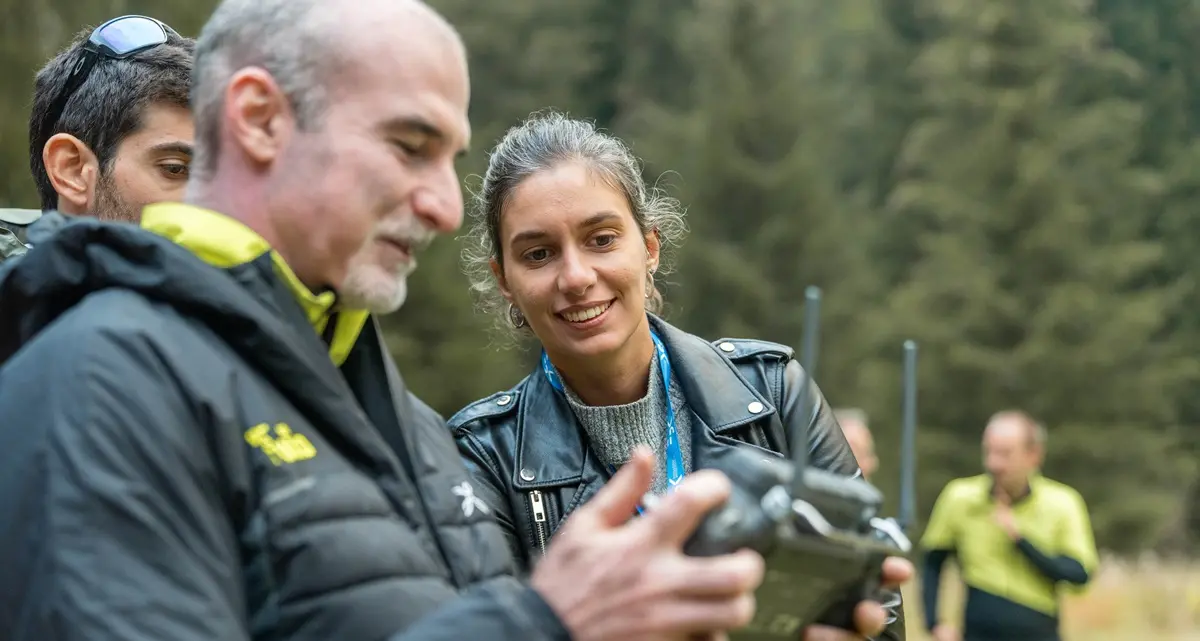 Droni e robot per seguire gli animali sulle Dolomiti: il progetto europeo guidato da Fbk