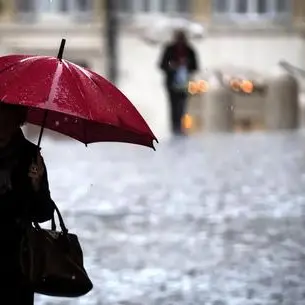 Meteo, in arrivo piogge battenti e neve in quota: poi torna il sole. Le previsioni